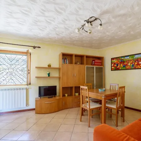 度假居 La Mia Casetta By Interhome